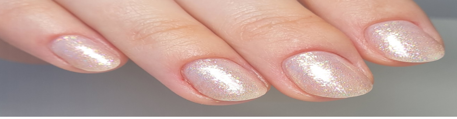 Banho de Gel nas Unhas: Guia Completo de Cuidados para Manter Brilho e Durabilidade